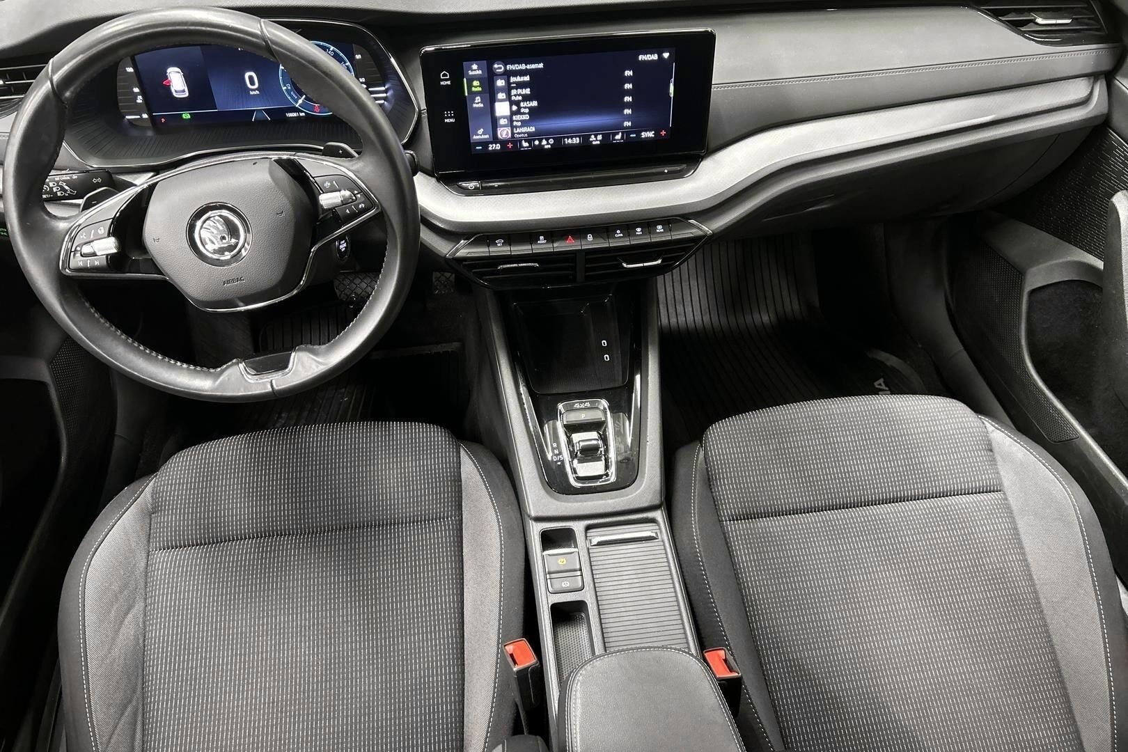 Skoda Octavia iso kuva 18