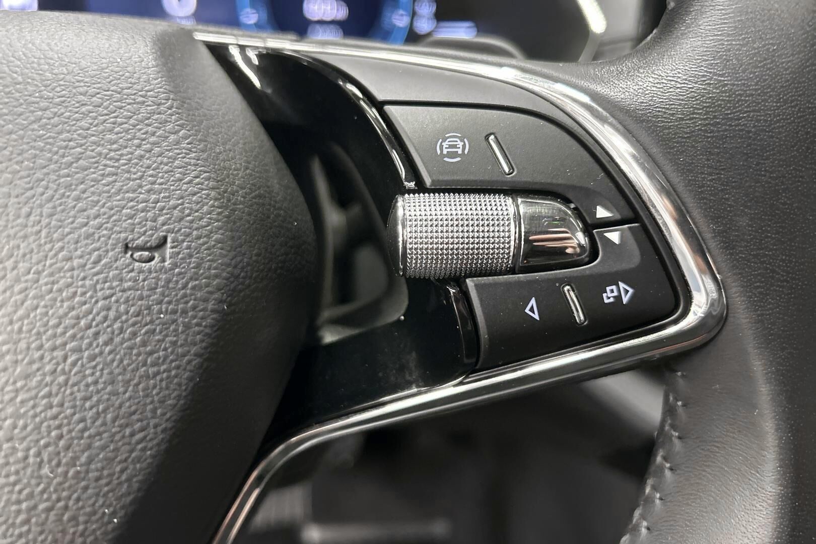 Skoda Octavia iso kuva 20