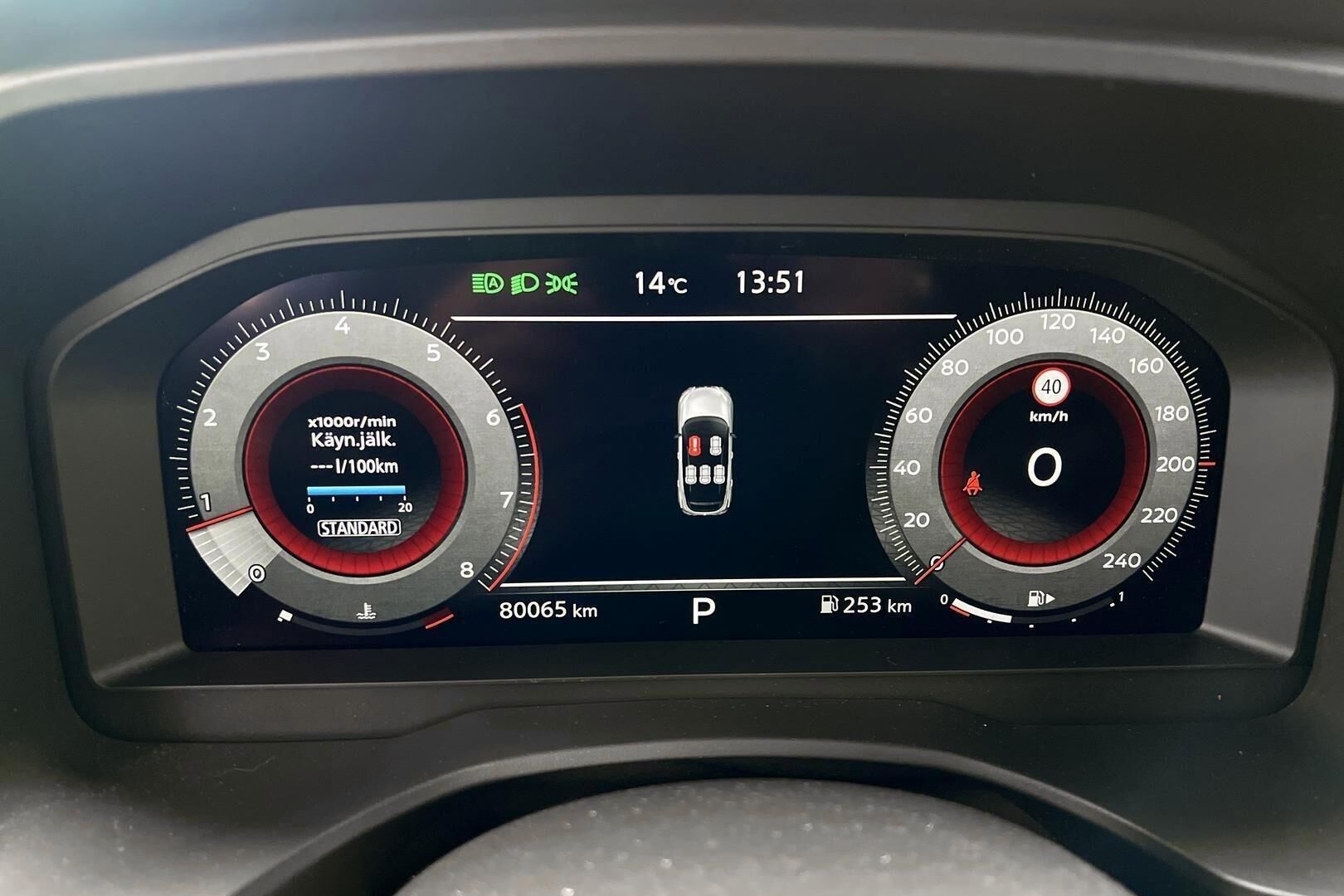 Nissan Qashqai iso kuva 12