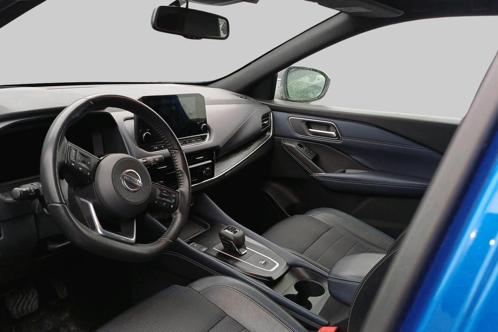 Nissan Qashqai iso kuva 2