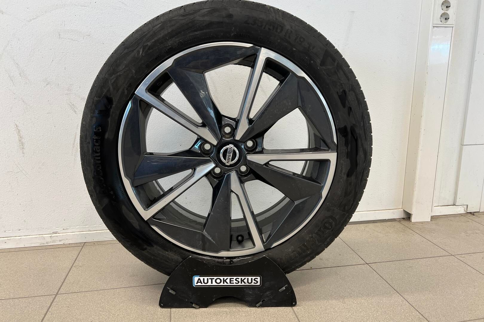 Nissan Qashqai iso kuva 19