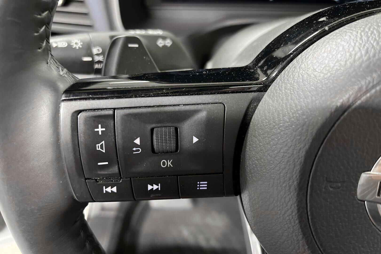 Nissan Qashqai iso kuva 15