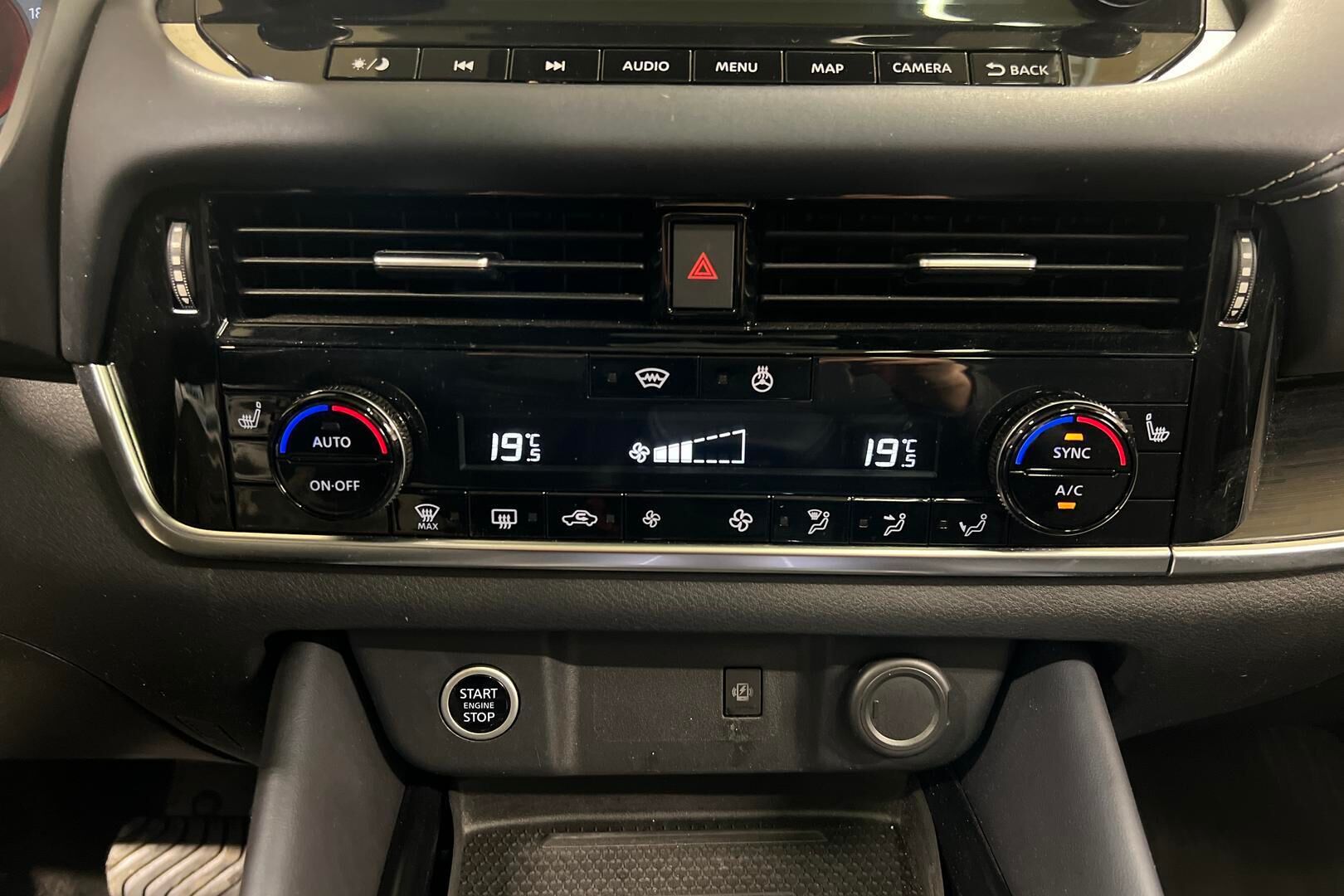 Nissan Qashqai iso kuva 18