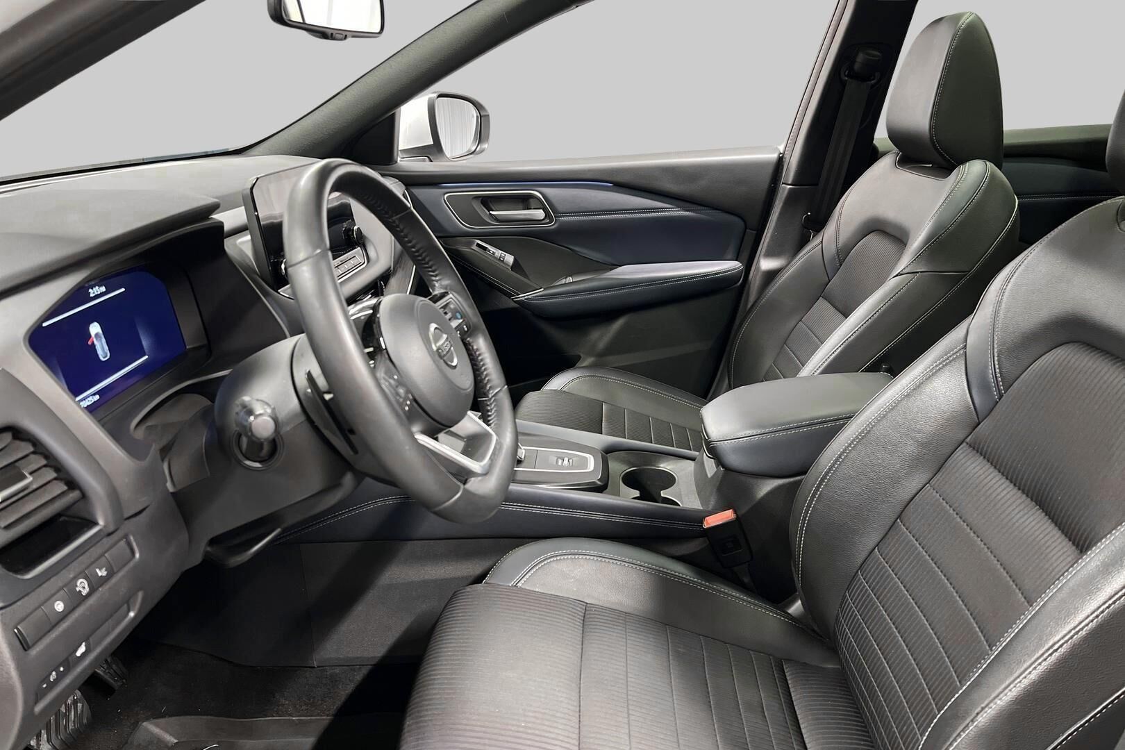 Nissan Qashqai iso kuva 9