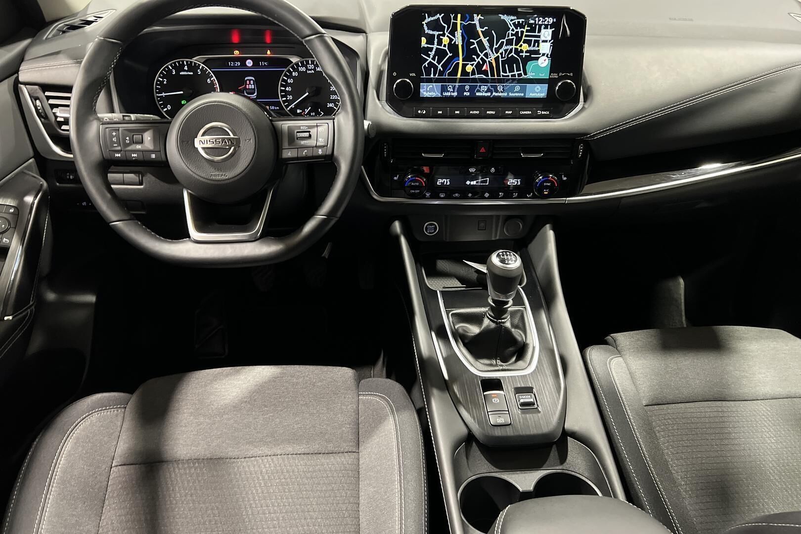 Nissan Qashqai iso kuva 9