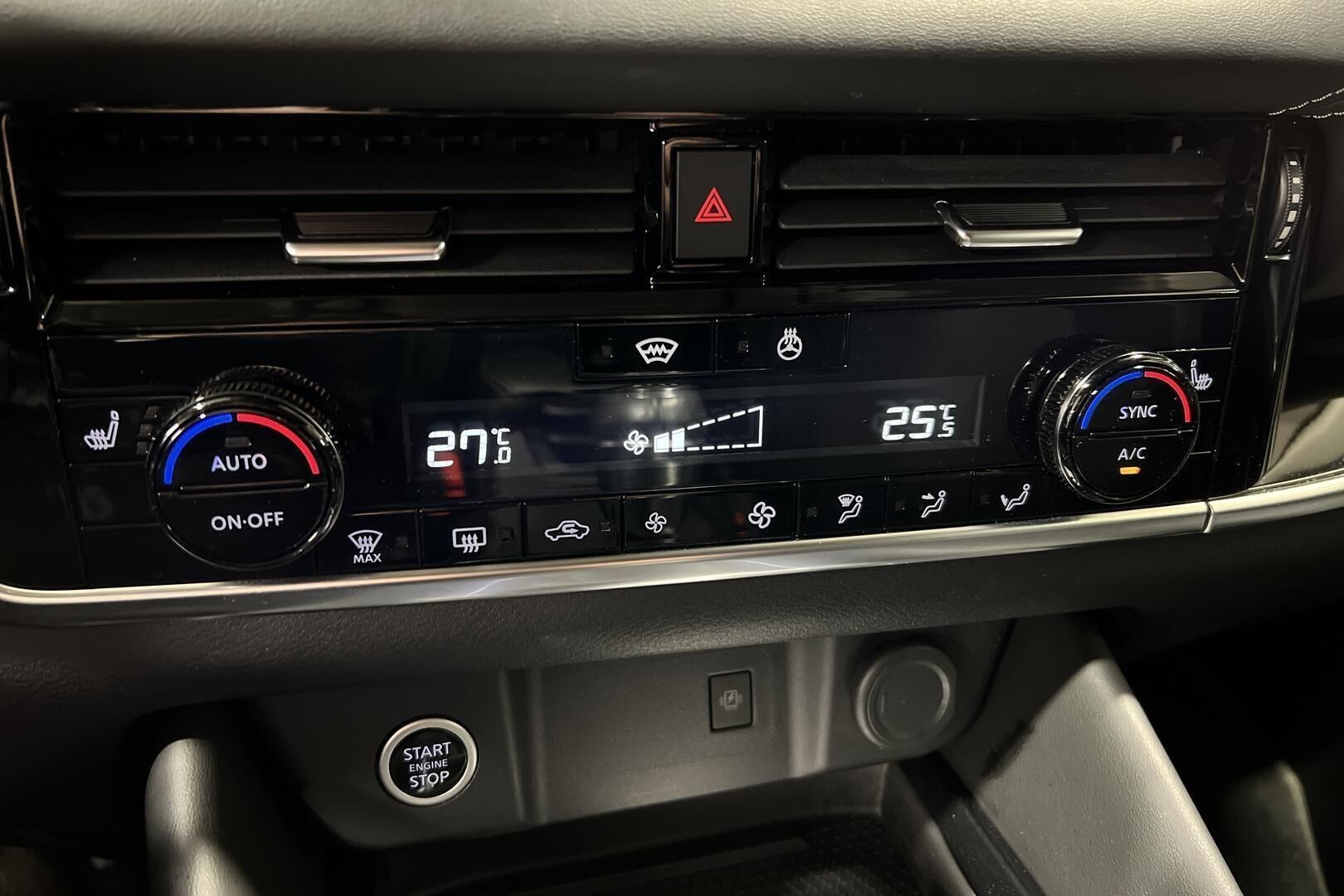 Nissan Qashqai iso kuva 15