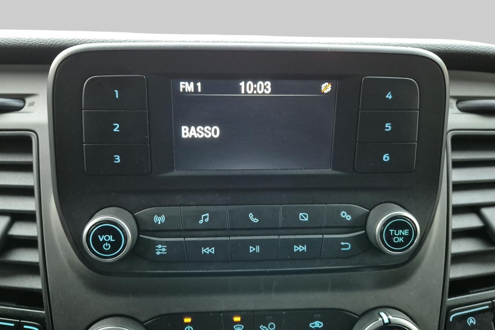 Ford Transit Custom iso kuva 10