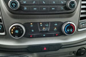 Ford Transit Custom esikatselu 11