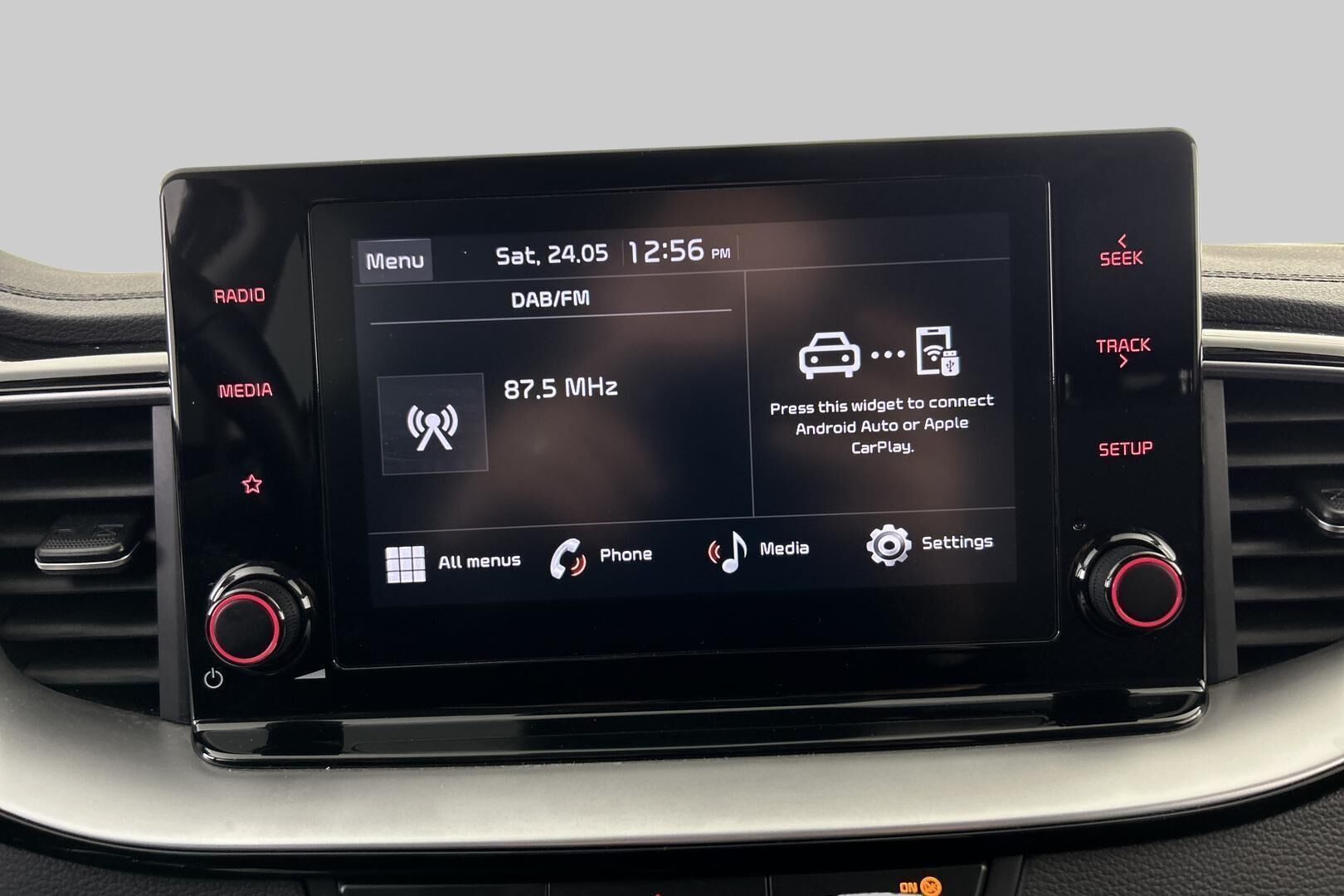 Kia Ceed iso kuva 21