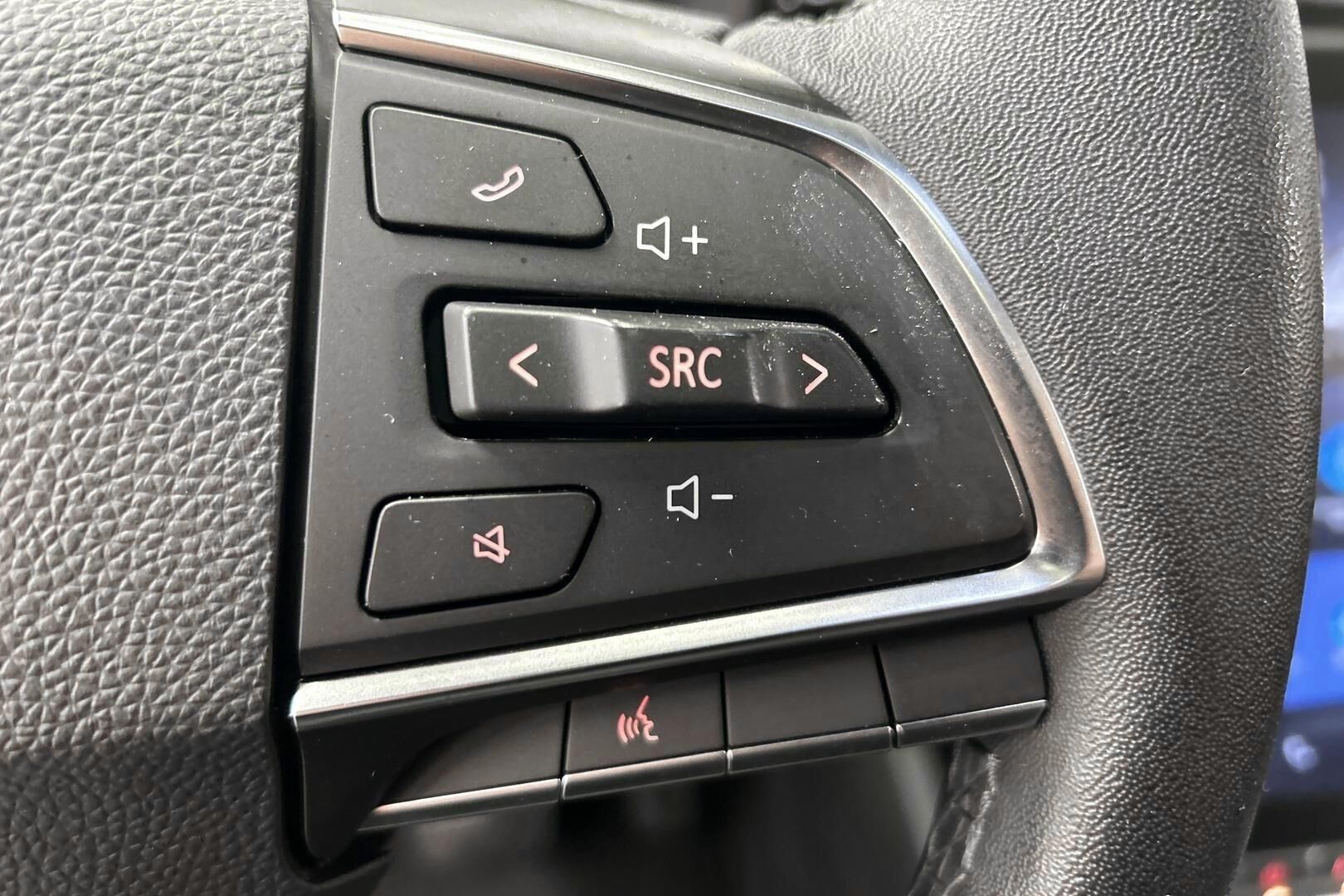 Maxus Euniq 6 iso kuva 17