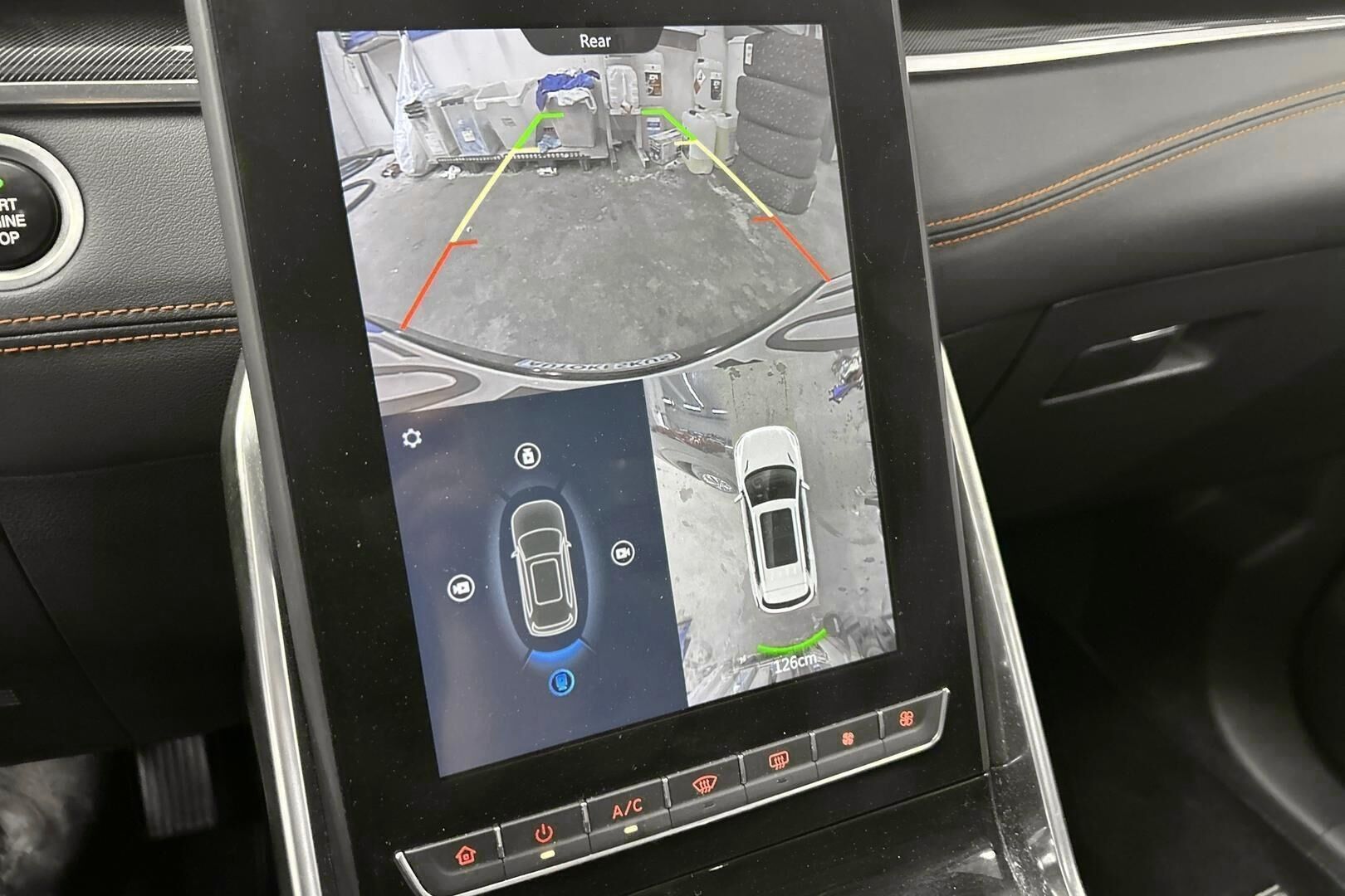 Maxus Euniq 6 iso kuva 21