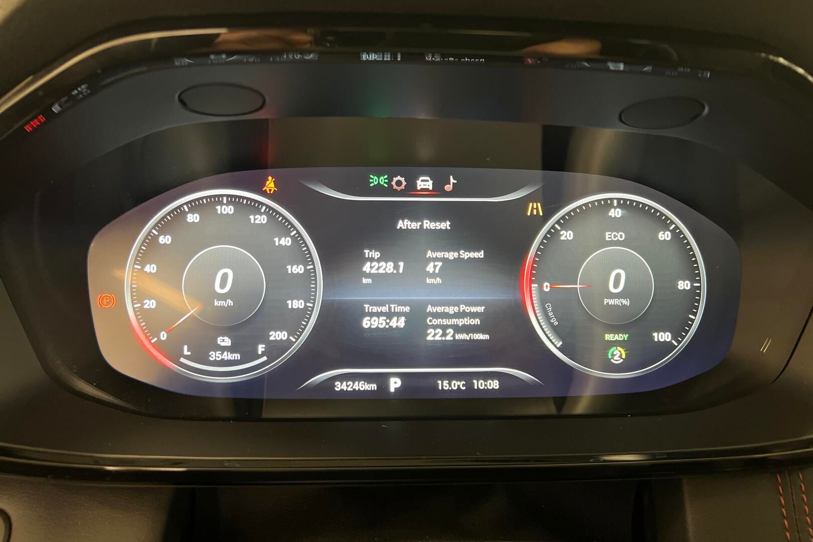 Maxus Euniq 6 iso kuva 14