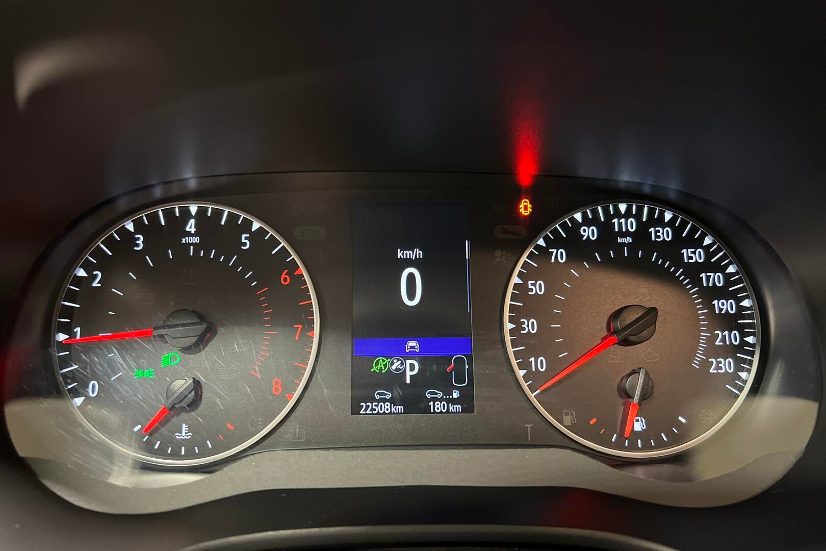 Dacia Sandero iso kuva 8