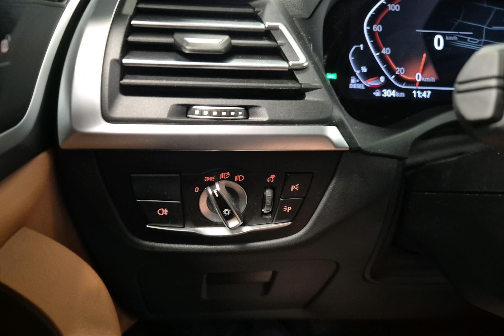 BMW X3 iso kuva 14