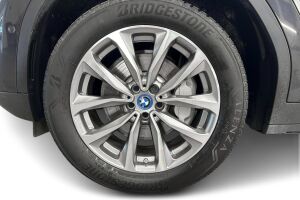 BMW X3 esikatselu 13