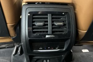 BMW X3 esikatselu 26