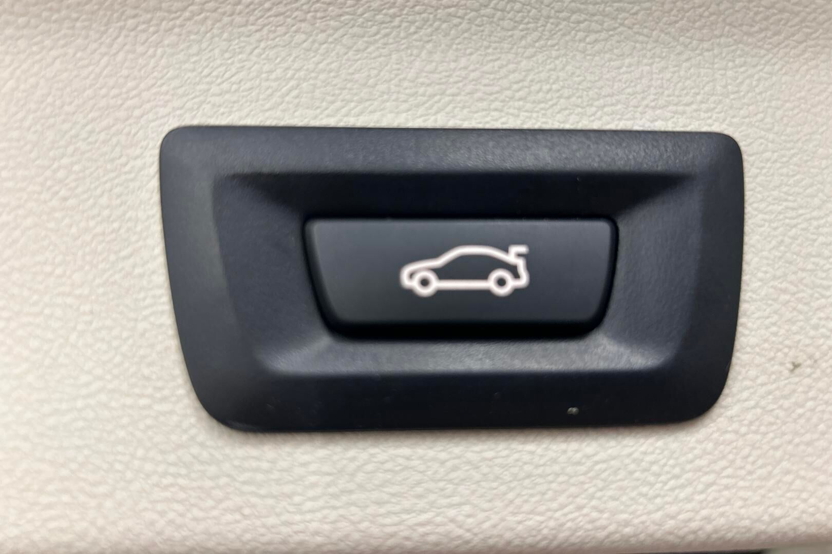 BMW X3 iso kuva 24