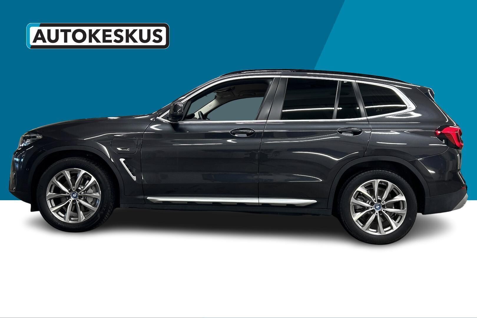 BMW X3 iso kuva 8