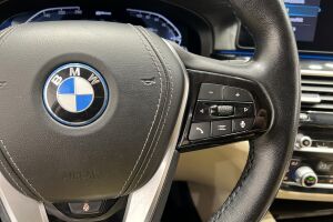 BMW 5-SARJA esikatselu 27
