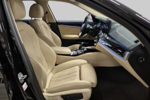 BMW 5-SARJA esikatselu 4