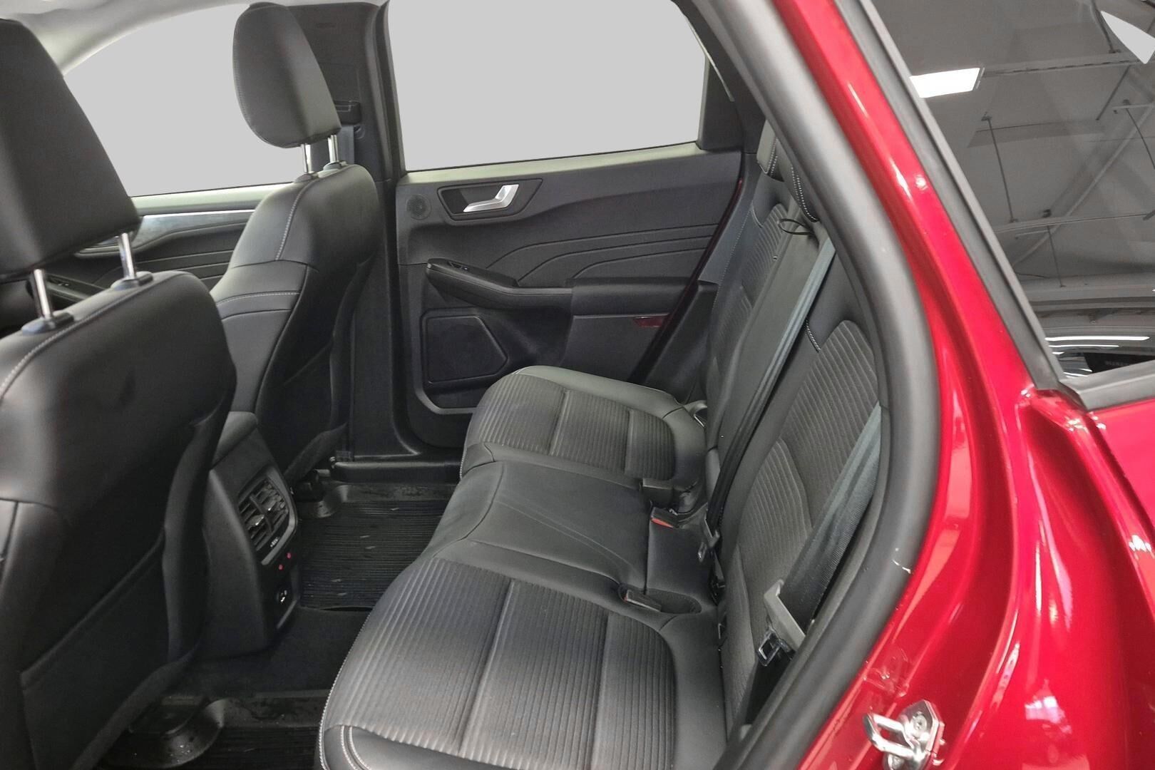 Ford Kuga iso kuva 10