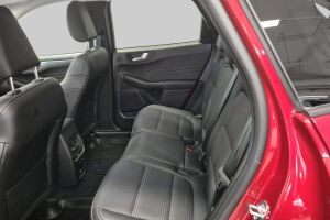 Ford Kuga esikatselu 10