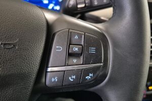 Ford Kuga esikatselu 18