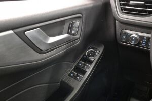 Ford Kuga esikatselu 21