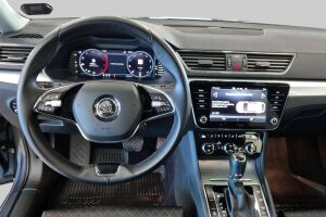 Skoda Superb esikatselu 11