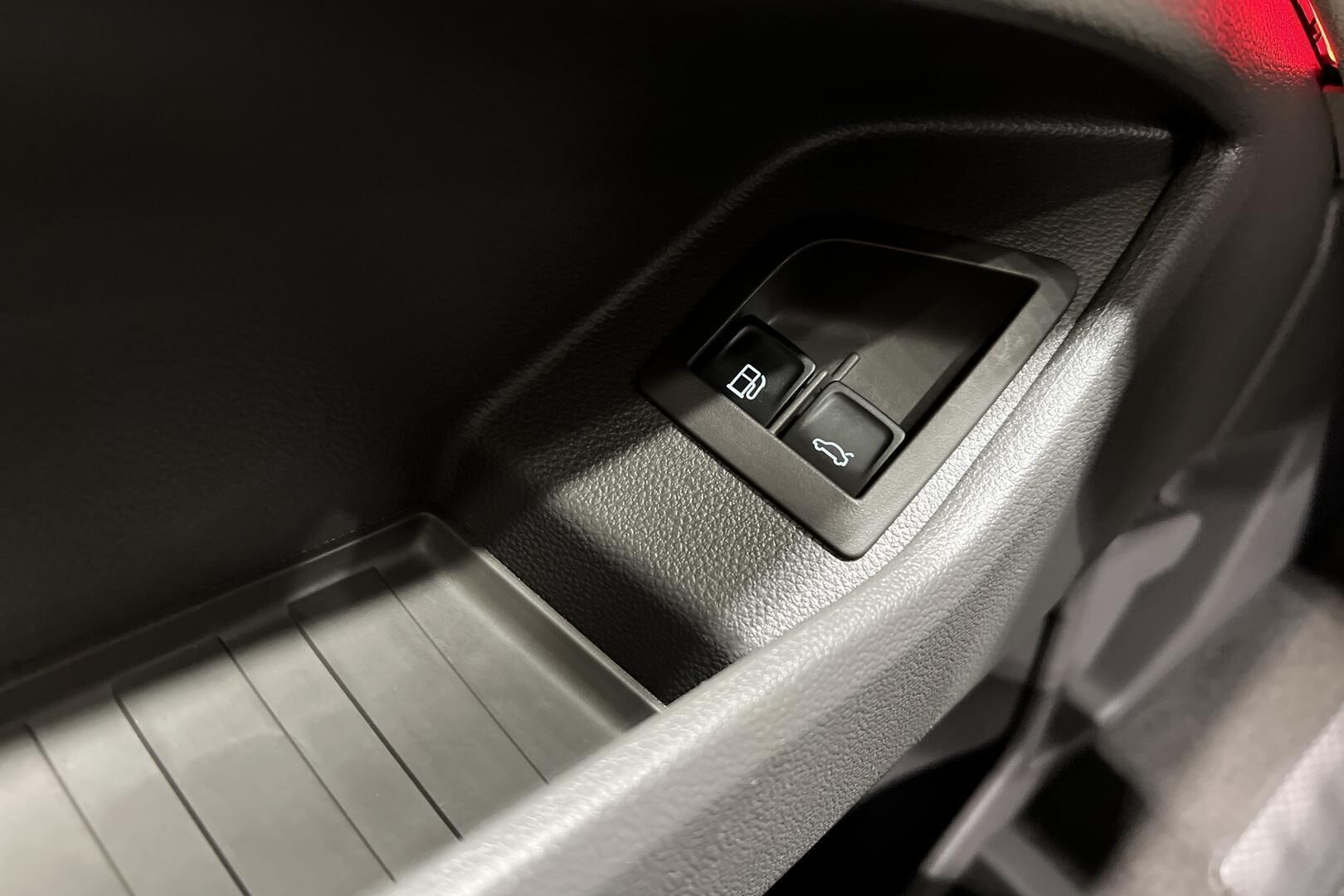 Volkswagen Multivan iso kuva 30