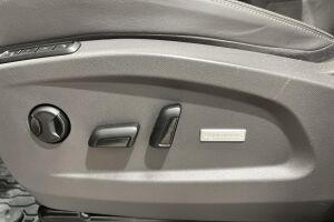Volkswagen Multivan esikatselu 32
