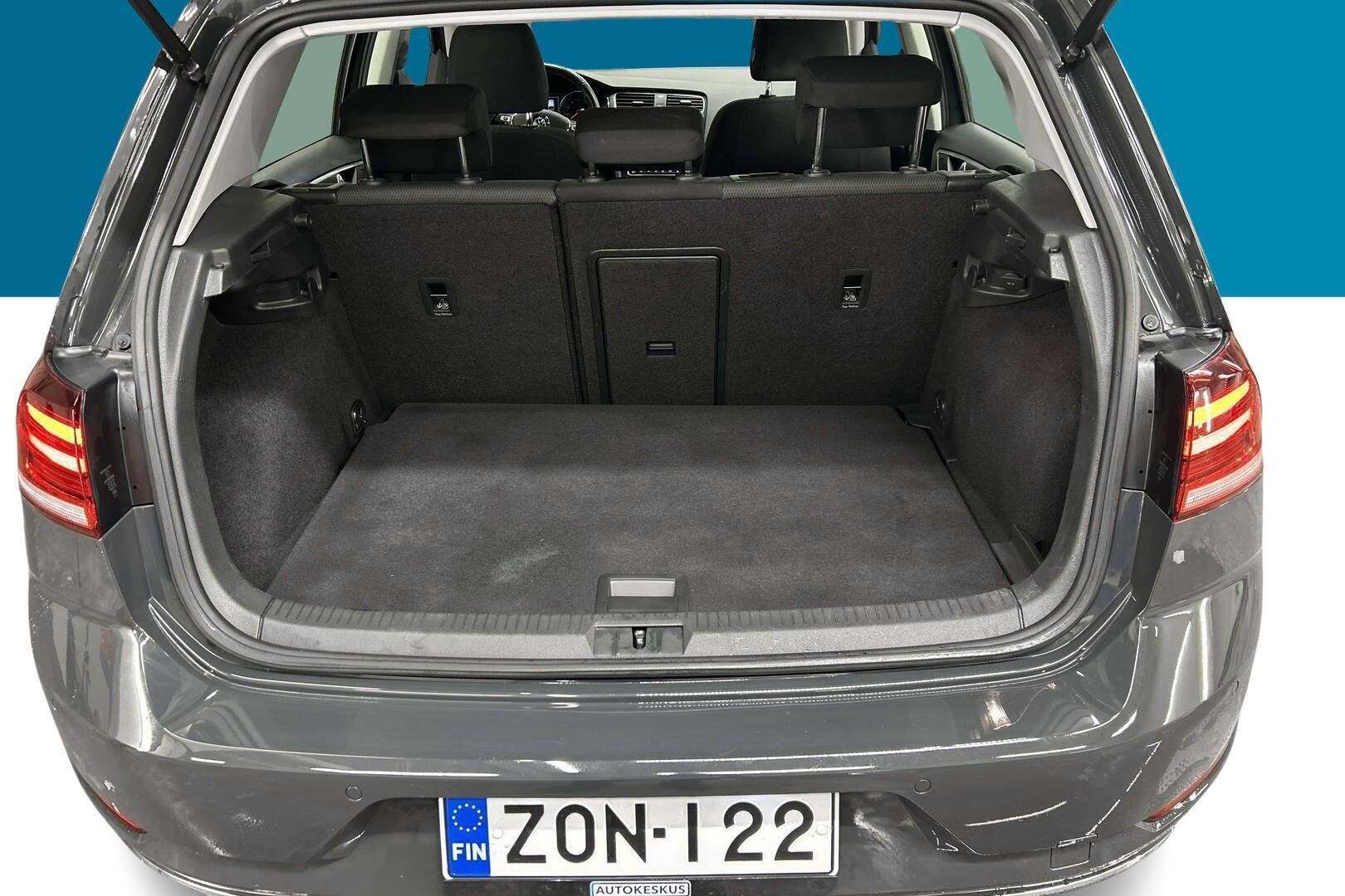 Volkswagen Golf iso kuva 1