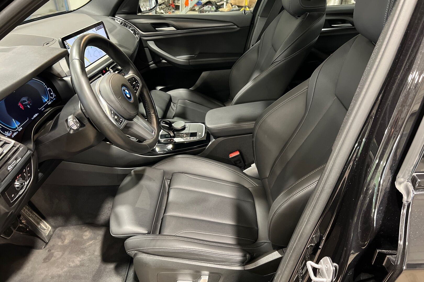 BMW X3 iso kuva 7