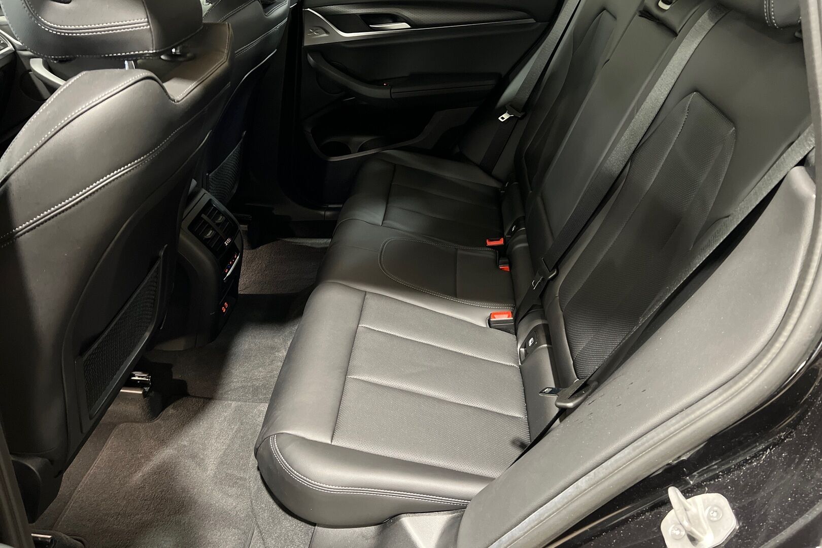BMW X3 iso kuva 9