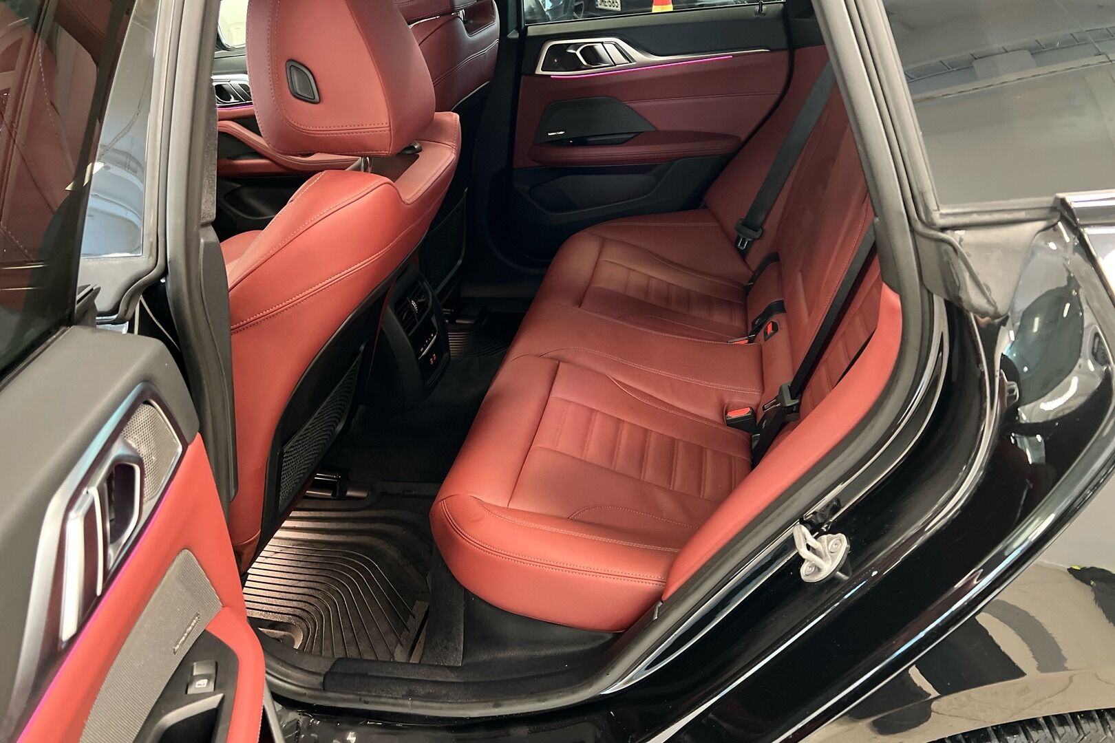 BMW I4 M50 iso kuva 8