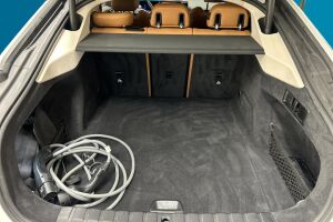 BMW i4 esikatselu 12