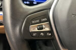 BMW i4 esikatselu 18