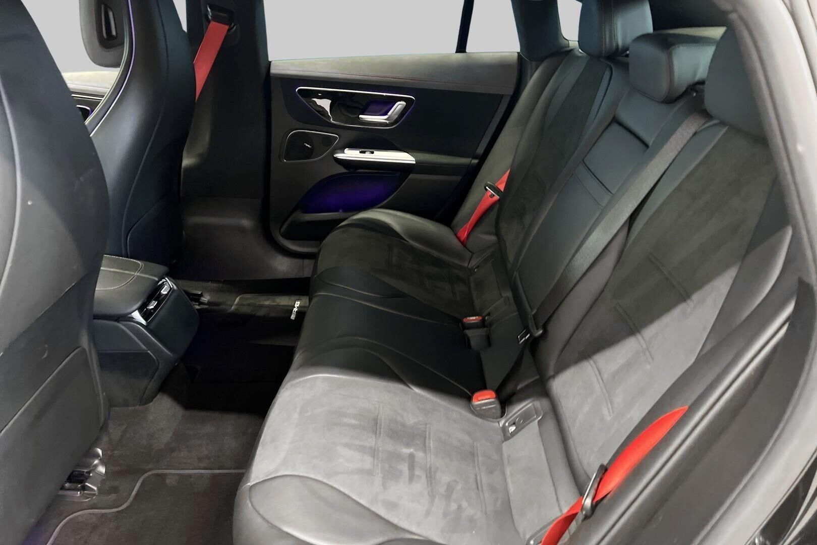 Mercedes-Benz EQE iso kuva 9