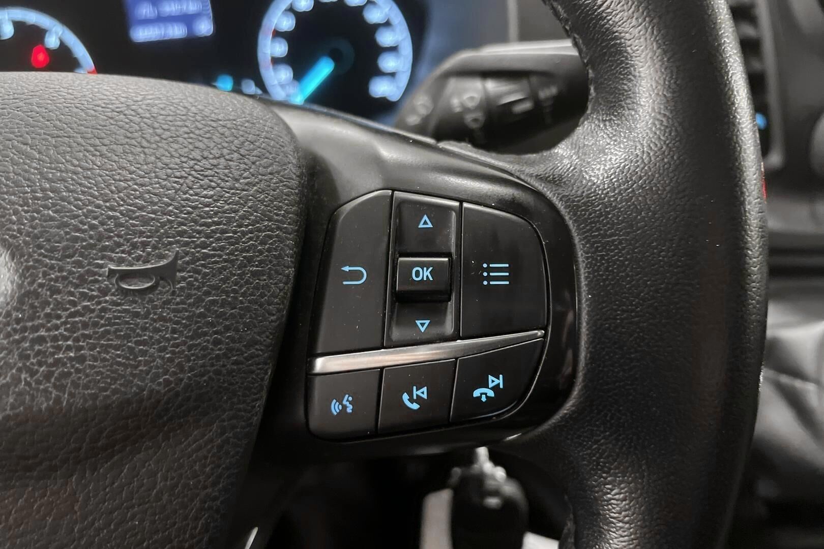 Ford Transit Custom iso kuva 19