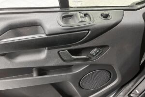 Ford Transit Custom esikatselu 20