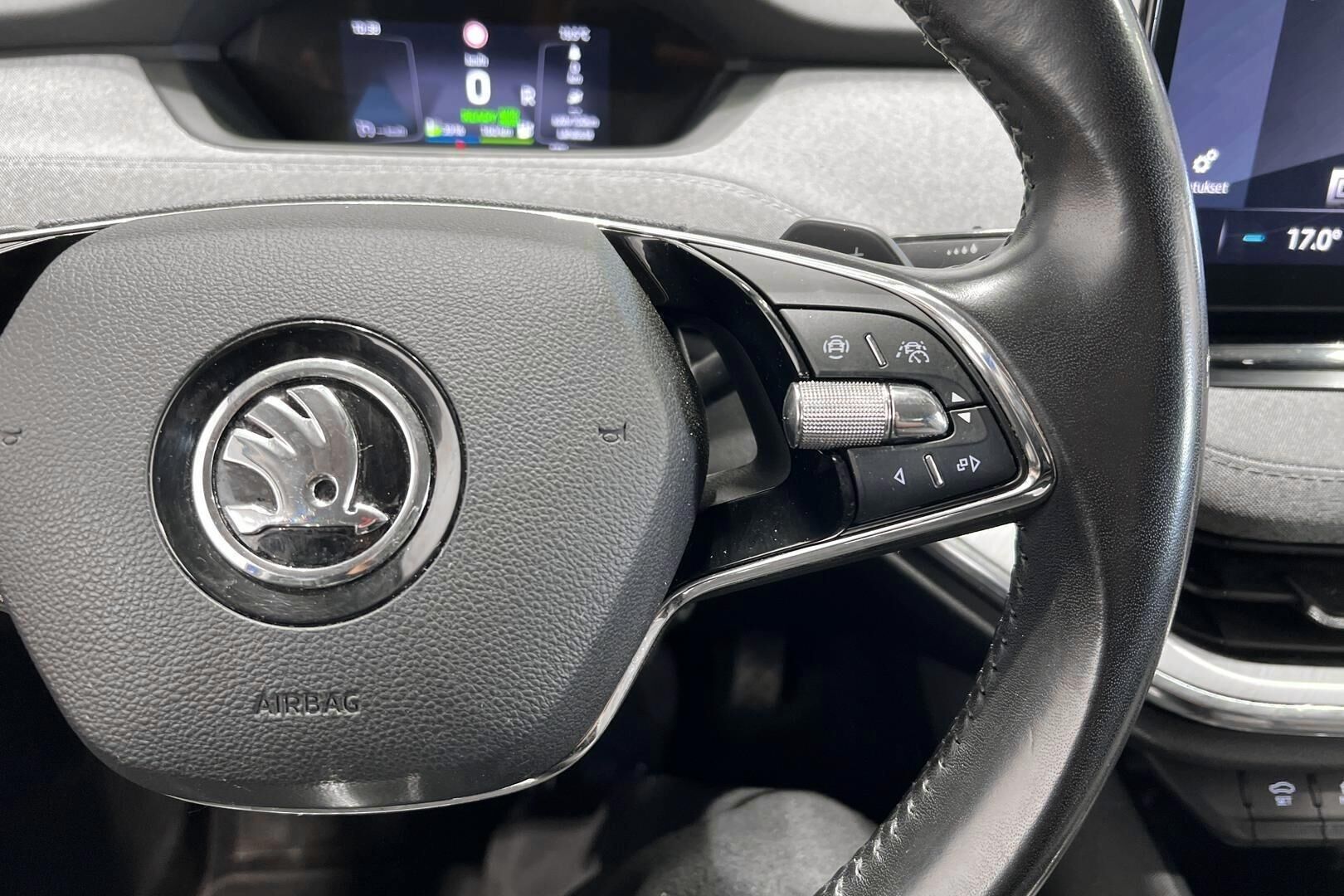 Skoda Enyaq iso kuva 24