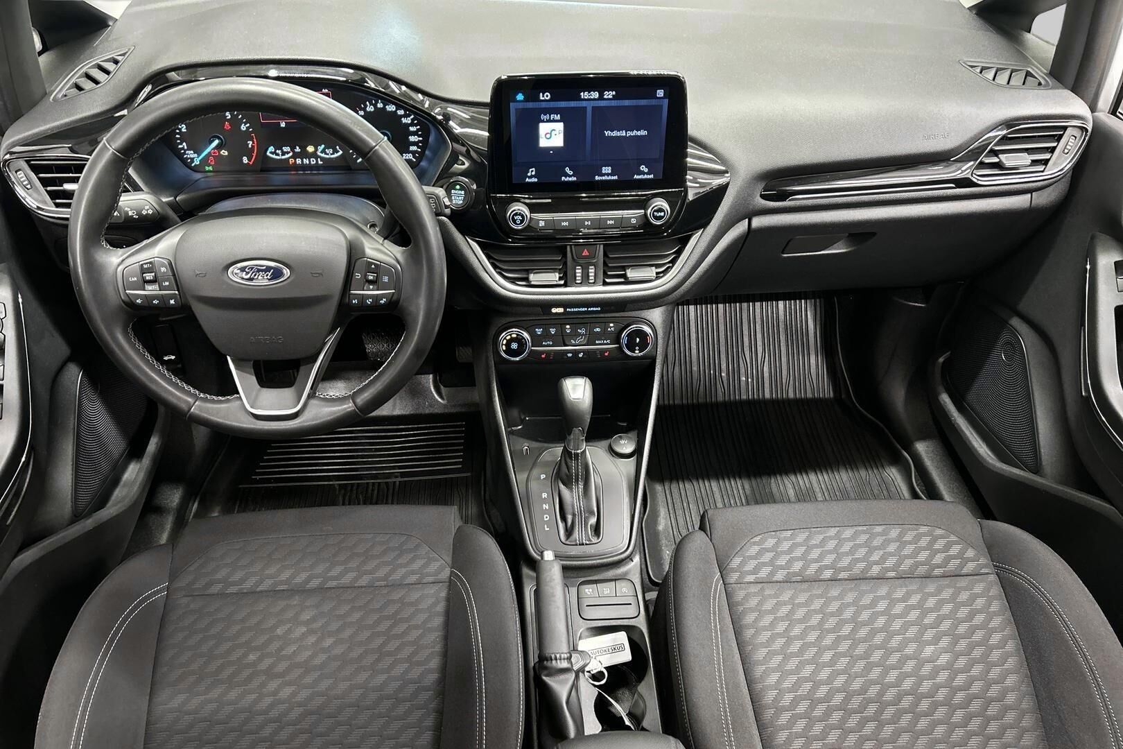 Ford Fiesta iso kuva 11