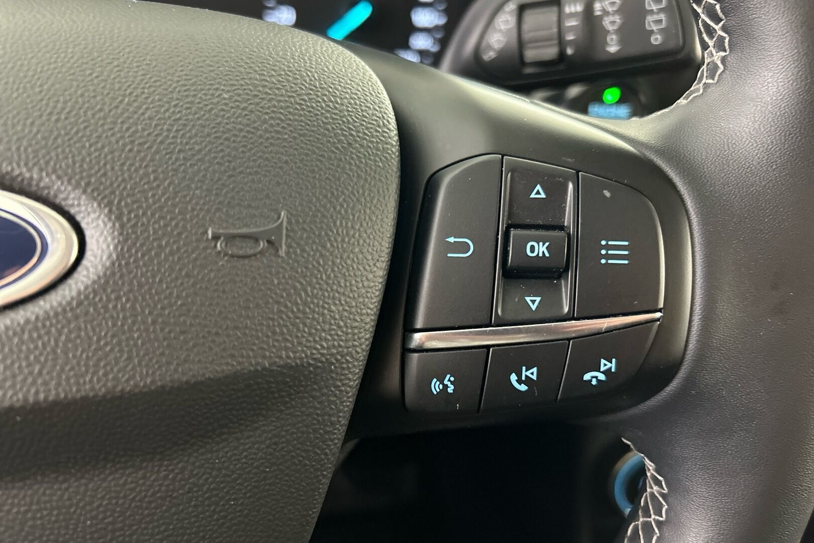Ford Fiesta iso kuva 22