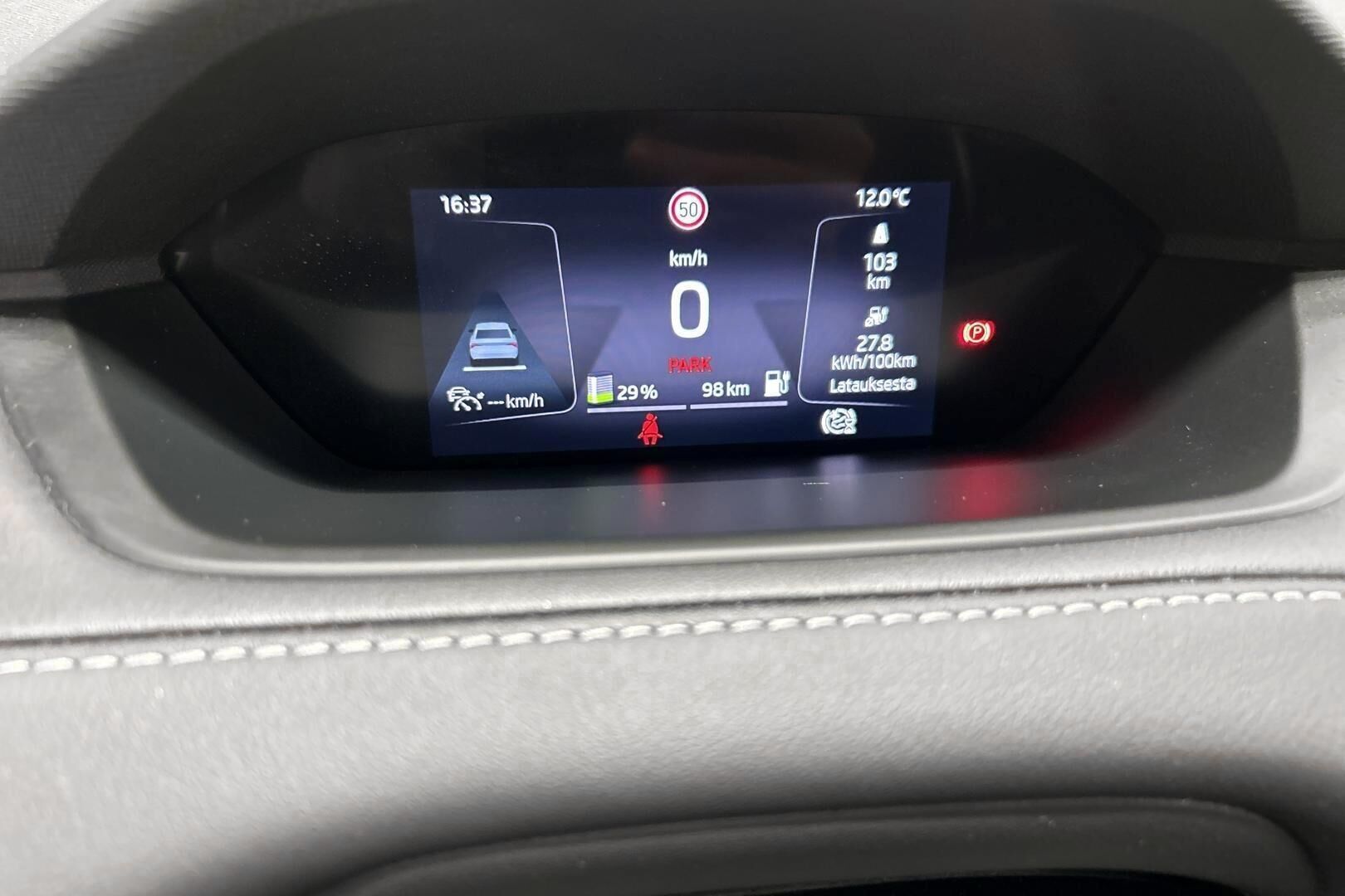 Skoda Enyaq iso kuva 13