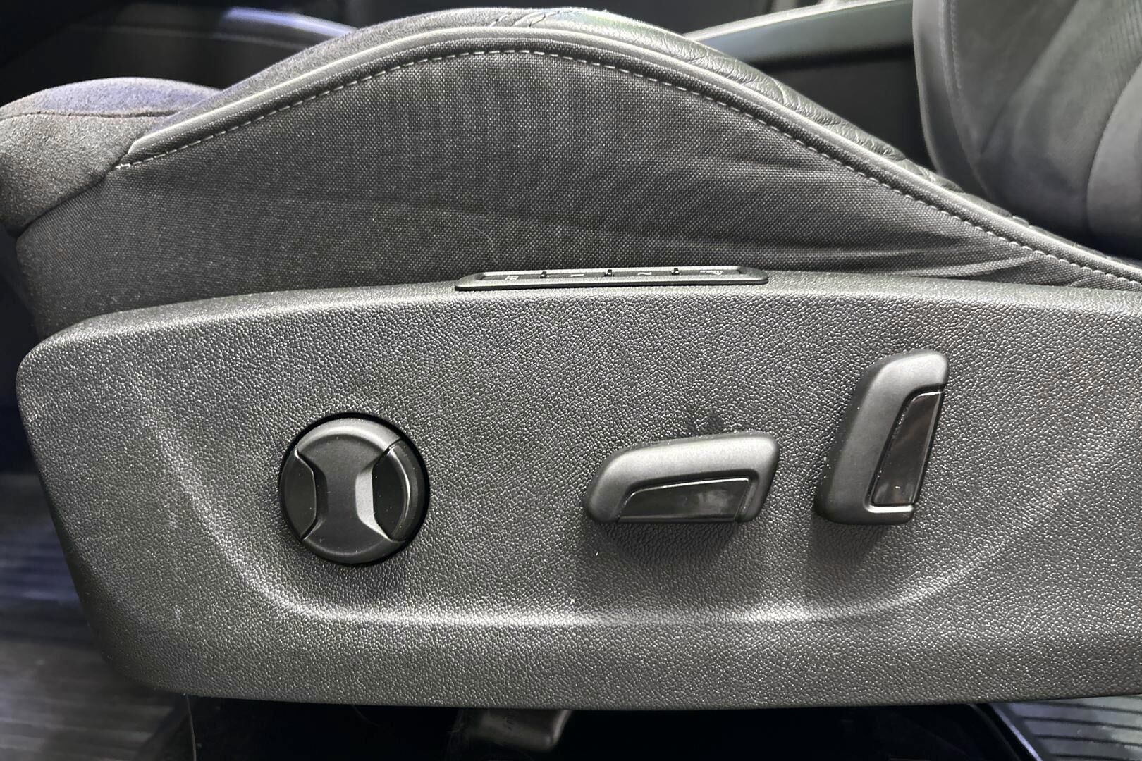 Skoda Enyaq iso kuva 23