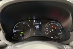 Toyota Yaris esikatselu 13