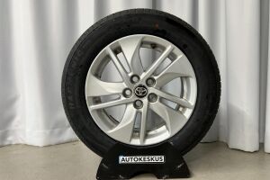 Toyota Yaris esikatselu 17