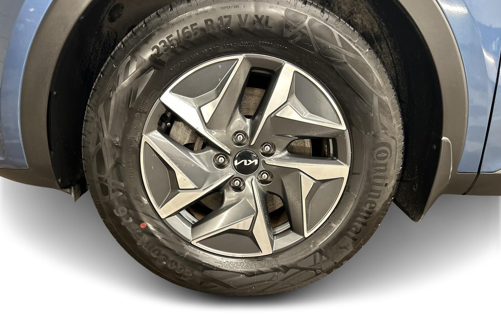 Kia Sorento iso kuva 12