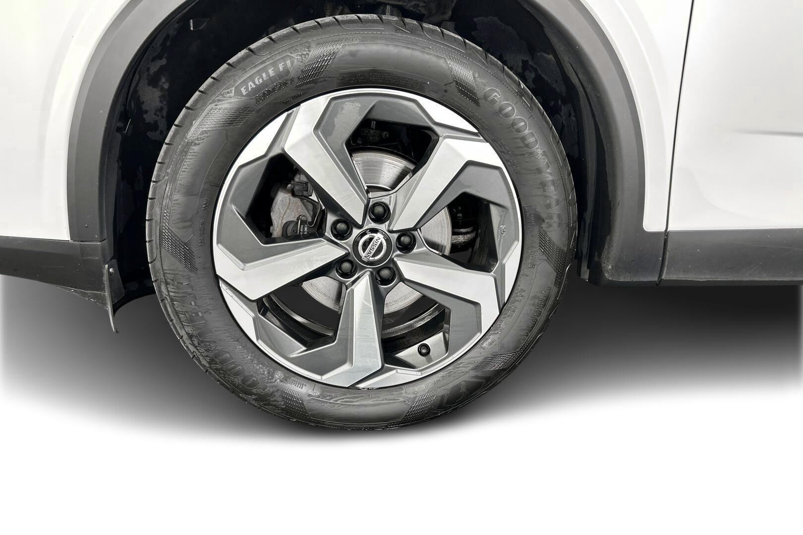 Nissan Qashqai iso kuva 11