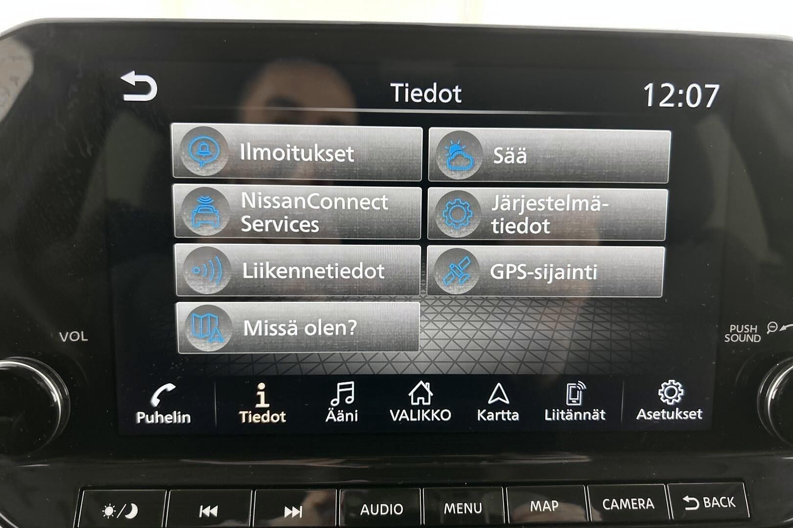 Nissan Qashqai iso kuva 16